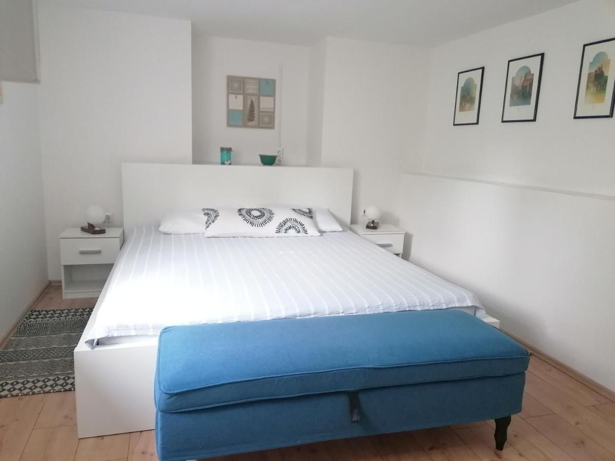 Apartmani Gaj Malinska Extérieur photo
