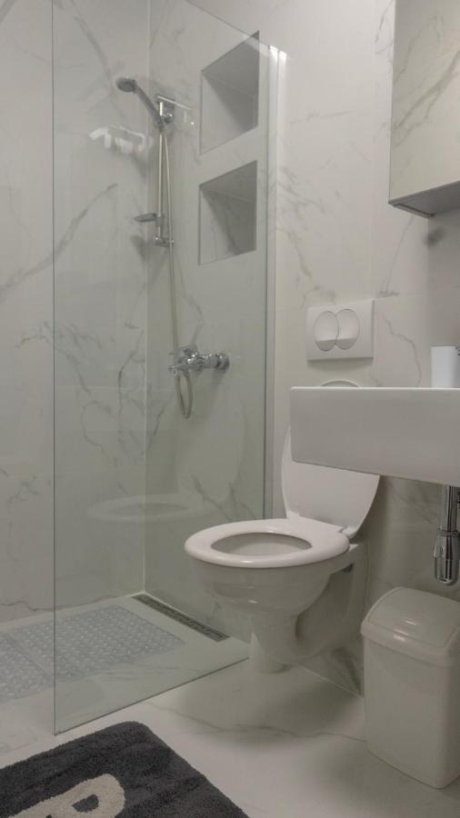Apartmani Gaj Malinska Extérieur photo