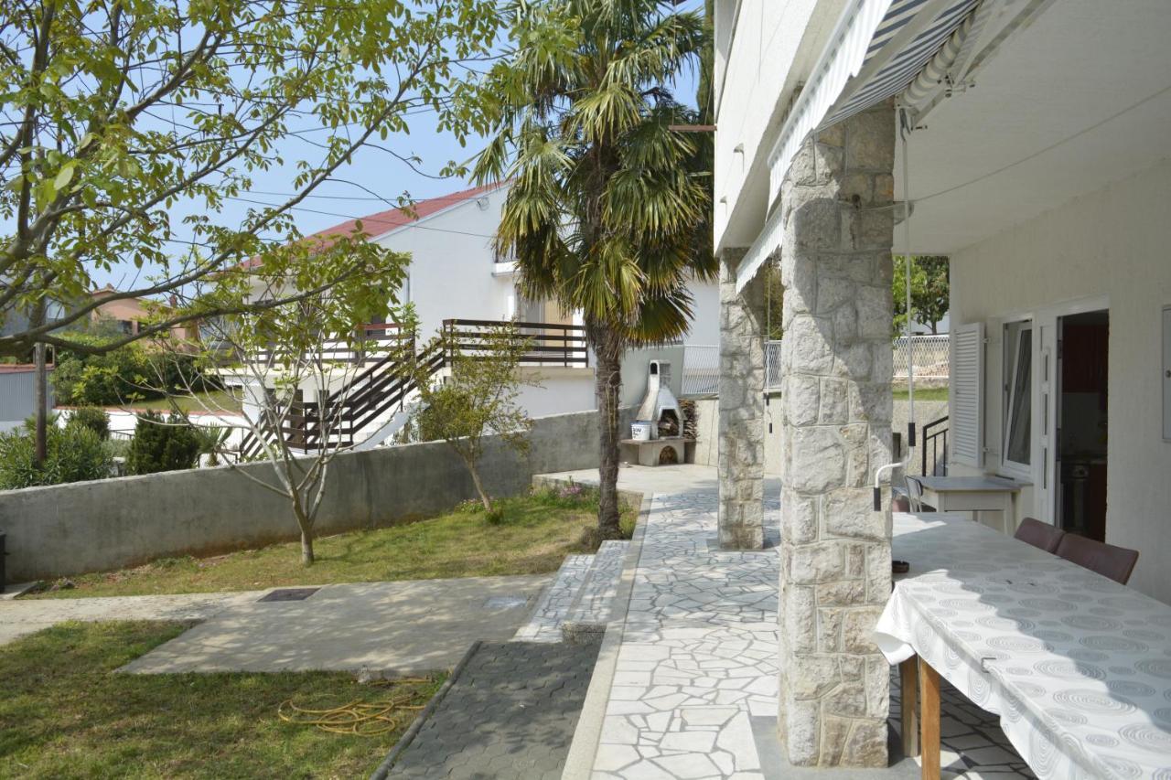 Apartmani Gaj Malinska Extérieur photo