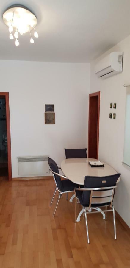 Apartmani Gaj Malinska Extérieur photo